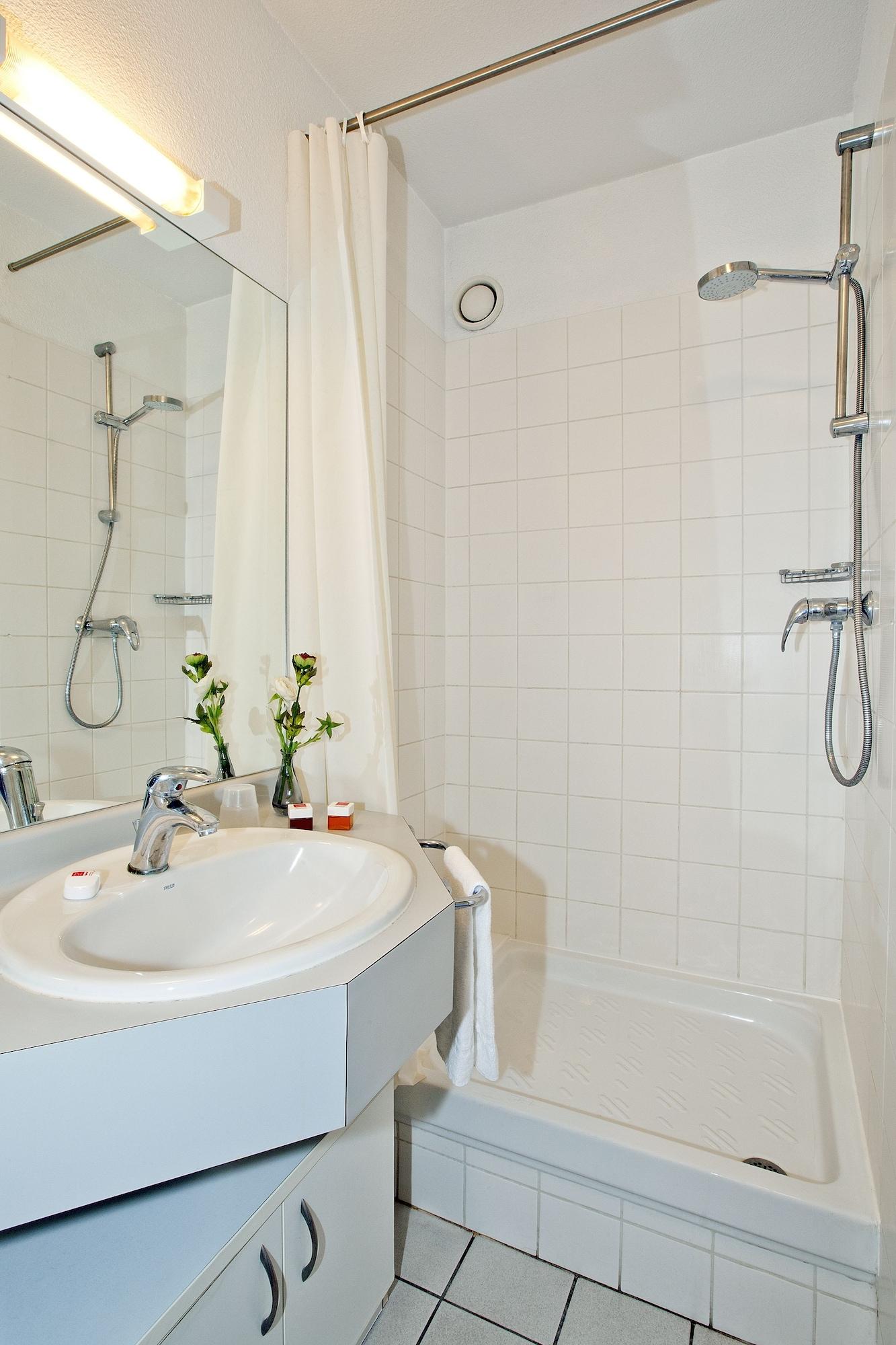 Sejours & Affaires Orleans Jeanne D'Arc Apart otel Dış mekan fotoğraf