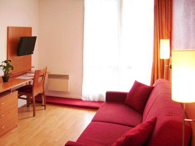 Sejours & Affaires Orleans Jeanne D'Arc Apart otel Dış mekan fotoğraf